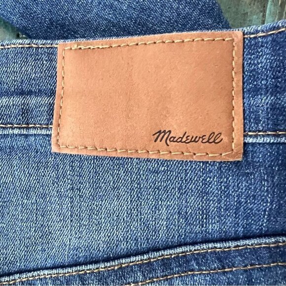 MADEWELL 9" High Rise Skinny Distressed  Jeans Size 32 - Picture 8 of 11